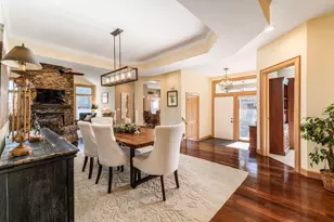 5600 Caplestone Ln, Dublin, OH 43017 - Photo 9