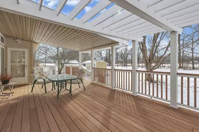 402 Shawnee Loop S, Pataskala, OH 43062 - Photo 7