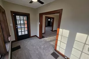 2570 E 5th Ave, Columbus, OH 43219 - Photo 29