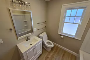 2570 E 5th Ave, Columbus, OH 43219 - Photo 7