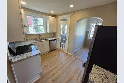 2570 E 5th Avenue, Columbus, OH 43219 - Photo 11