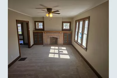2570 E 5th Avenue, Columbus, OH 43219 - Photo 3