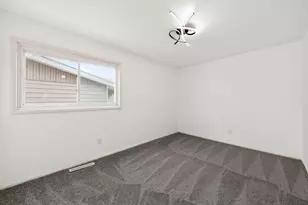 4743 Stiles Ave, Columbus, OH 43228 - Photo 27