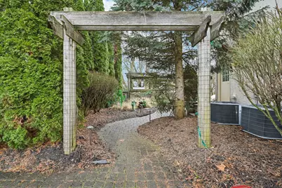 6045 Medallion Drive W, Westerville, OH 43082 - Photo 87