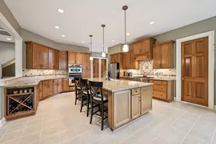 6045 Medallion Dr W, Westerville, OH 43082 - Photo 21