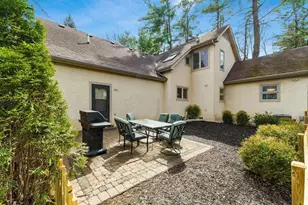 586 Pinegrove Pl, Columbus, OH 43230 - Photo 33