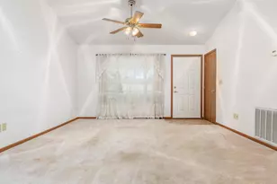 1206 Hillview Cir E, Newark, OH 43055 - Photo 9