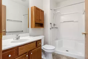 1206 Hillview Cir E, Newark, OH 43055 - Photo 23