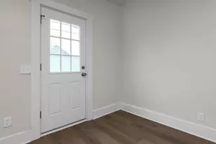 231 N London St, Mount Sterling, OH 43143 - Photo 5