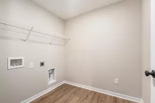 352 Postle Blvd, Columbus, OH 43228 - Photo 25