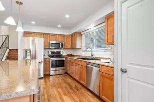 235 Dellfield Ln, Columbus, OH 43230 - Photo 7