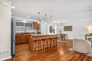 235 Dellfield Ln, Columbus, OH 43230 - Photo 5