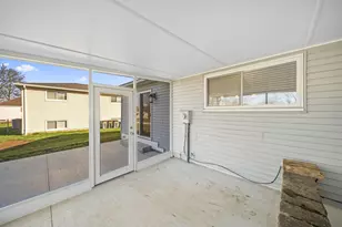 235 Dellfield Ln, Columbus, OH 43230 - Photo 41