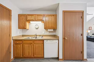 7801 Meadowlark Ln S, Reynoldsburg, OH 43068 - Photo 13