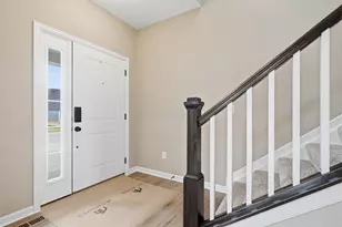 69 Banyan Dr, Lewis Center, OH 43035 - Photo 5