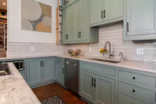 291 E Beck St, Columbus, OH 43206 - Photo 15