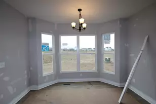 32 Banyan Dr, Lewis Center, OH 43035 - Photo 5