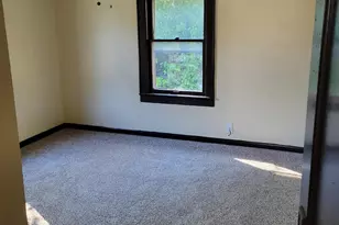 1295 Minnesota Ave, Columbus, OH 43211 - Photo 15