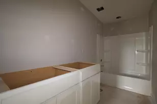 8144 Griffin Dr, Reynoldsburg, OH 43068 - Photo 11