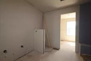 8144 Griffin Dr, Reynoldsburg, OH 43068 - Photo 11