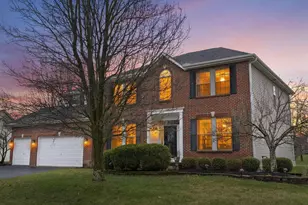 7631 Pleasant Colony Ct, Lewis Center, OH 43035 - Photo 3