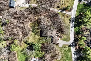 820 Old Woods Rd, Columbus, OH 43235 - Photo 15