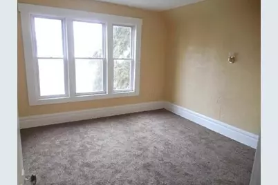 70 N Warren Avenue, Columbus, OH 43204 - Photo 9