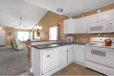 6733 Cherry Bend, Canal Winchester, OH 43110 - Photo 9