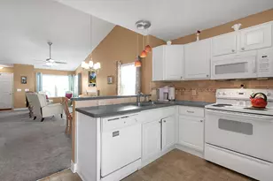 6733 Cherry Bend, Canal Winchester, OH 43110 - Photo 9