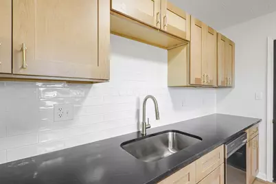 3032 Baker Hill Road, Columbus, OH 43207 - Photo 17