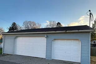 385 Water St, Duncan Falls, OH 43734 - Photo 17