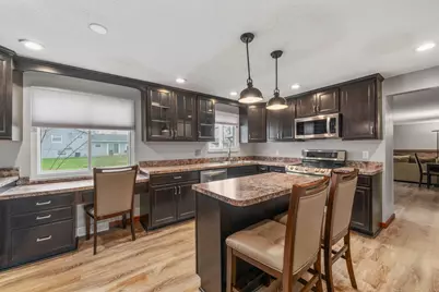 3398 Independence Street, Grove City, OH 43123 - Photo 5