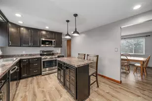 3398 Independence St, Grove City, OH 43123 - Photo 7