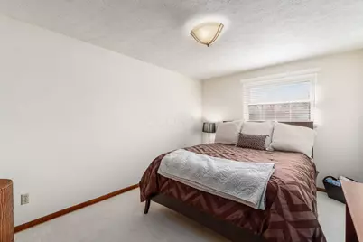 5226 Lindora Drive, Columbus, OH 43232 - Photo 15