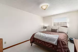 5226 Lindora Dr, Columbus, OH 43232 - Photo 15