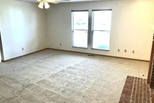 2090 Parklawn Dr, Lewis Center, OH 43035 - Photo 19