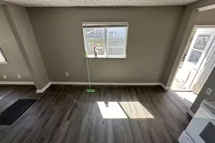 4615 Glenmawr Ave, Columbus, OH 43224 - Photo 9