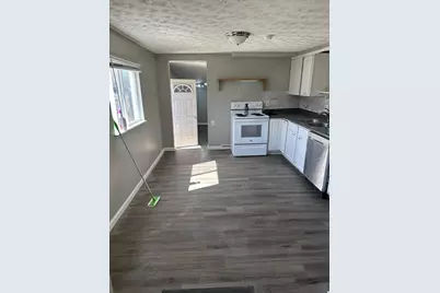 4615 Glenmawr Avenue, Columbus, OH 43224 - Photo 5