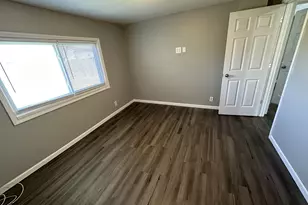 4615 Glenmawr Ave, Columbus, OH 43224 - Photo 25