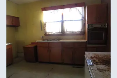 274 N 8th Street, McConnelsville, OH 43756 - Photo 9