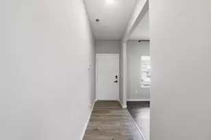 384 Kells Ct E, Newark, OH 43055 - Photo 1