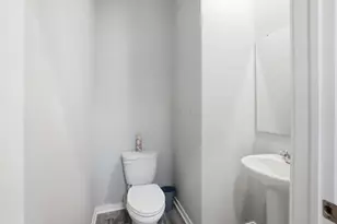 384 Kells Ct E, Newark, OH 43055 - Photo 9