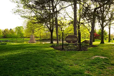 217 W Hubbard Avenue, Columbus, OH 43215 - Photo 19