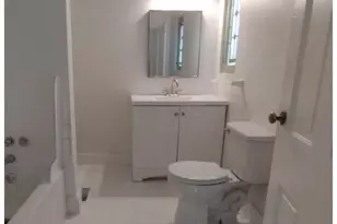 217 W Hubbard Ave, Columbus, OH 43215 - Photo 7