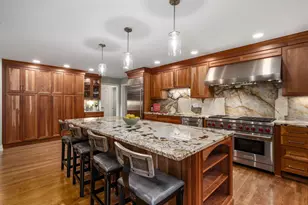 2604 Sherwood Rd, Columbus, OH 43209 - Photo 15