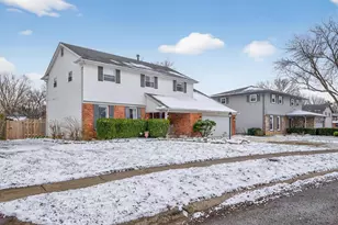 1755 Hillandale Ave, Columbus, OH 43229 - Photo 3