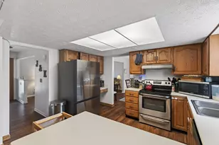 1755 Hillandale Ave, Columbus, OH 43229 - Photo 11