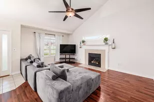 146 Dowler Dr, South Bloomfield, OH 43103 - Photo 7