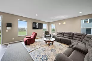 5690 Queen Victoria St, Groveport, OH 43125 - Photo 21