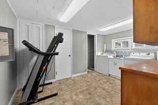 255 S Franklin St, Richwood, OH 43344 - Photo 13